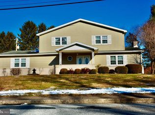 3806 Ridgeway Rd, Harrisburg, PA 17109