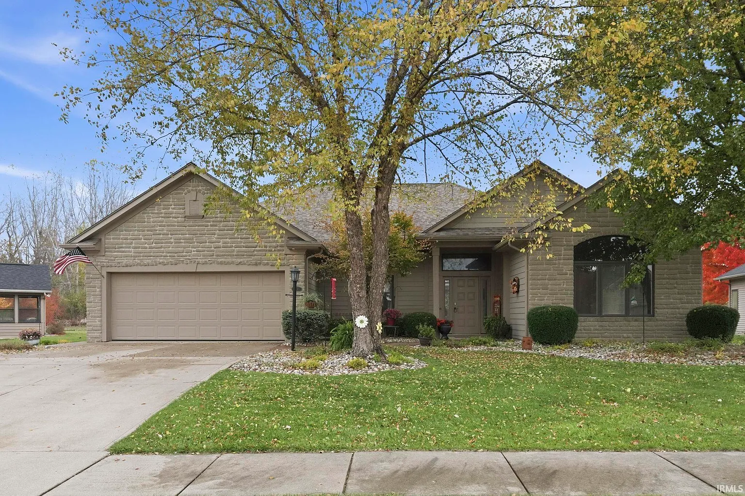 307 Laurelwood Ln photo 1