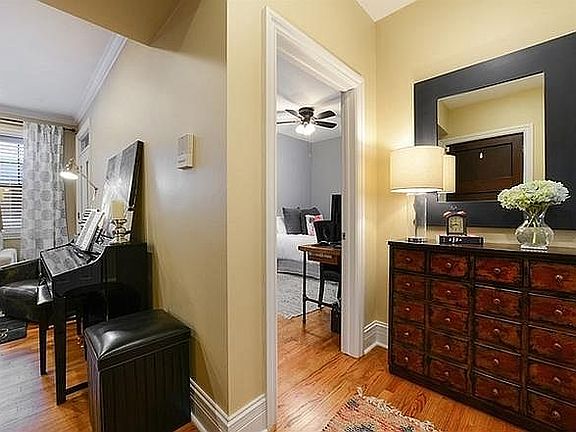2nd image of 2701 N Wilton Ave #3