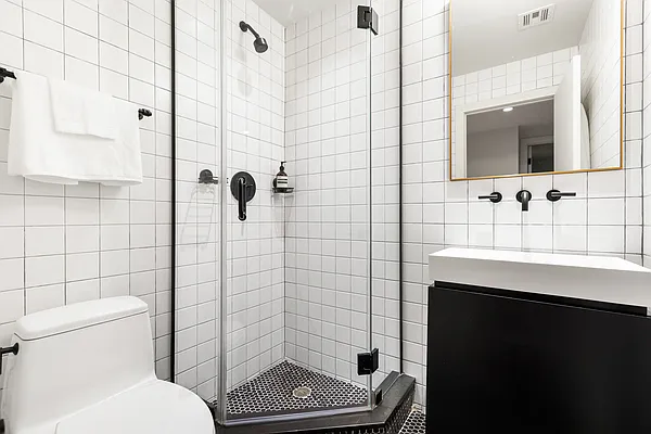 Sold by Compass | media 18