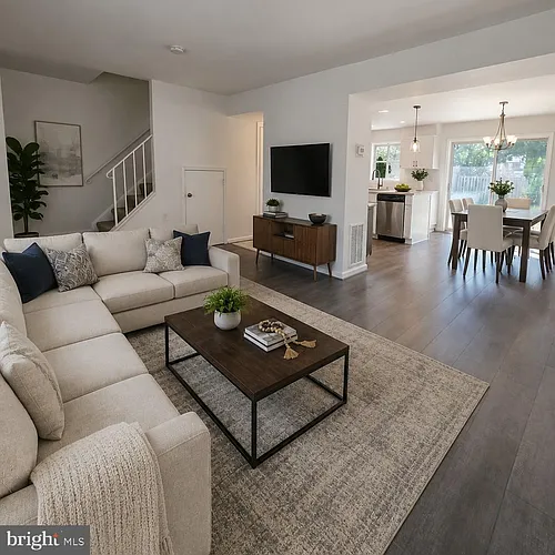 404 Trefoil Pl Photo 1