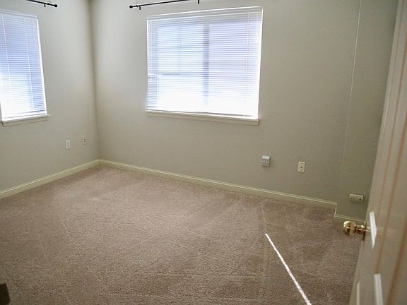 4th image of 9231 122nd Ct NE APT D132