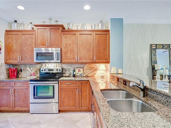 5th image of 965 Tarpon Cove Dr #903