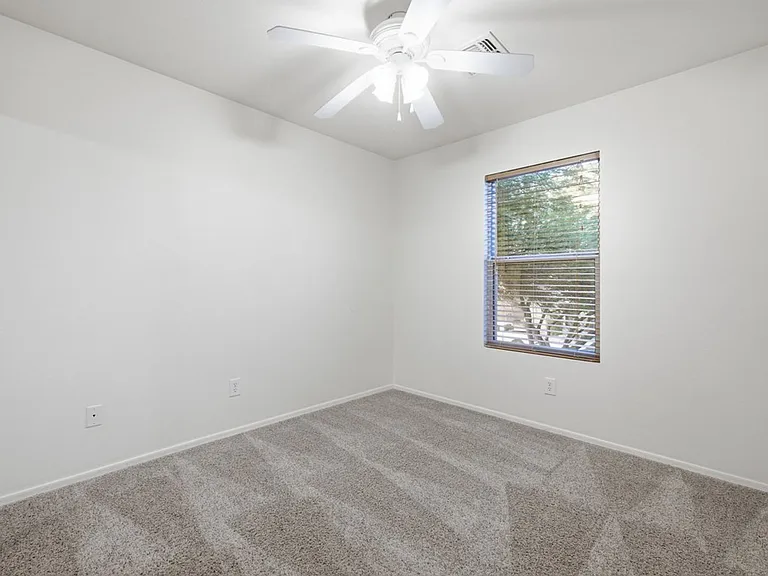 6790 S Parliament Dr — Photo 13