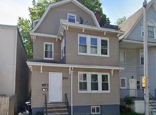 240 Amherst St FLOOR 1, East Orange, NJ 07018