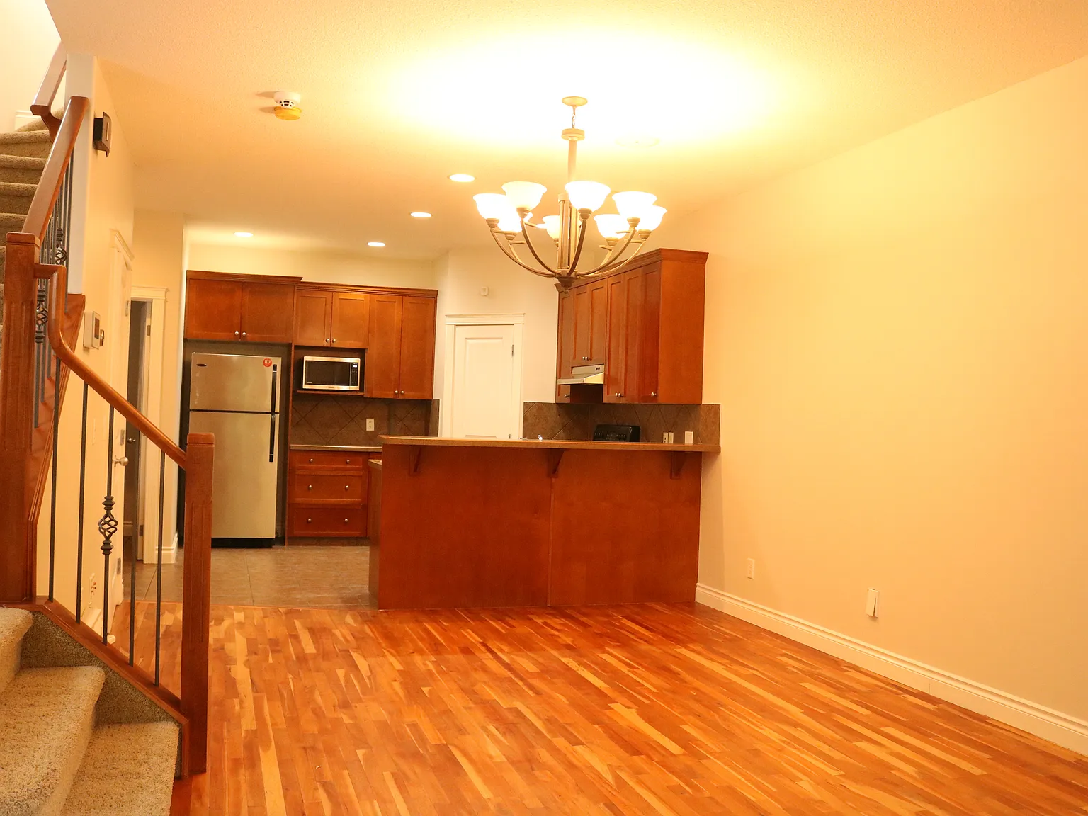 720 56th Ave SW — Photo 4