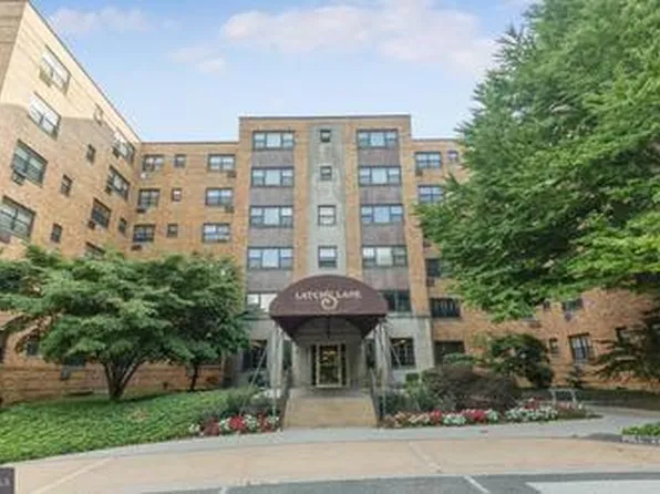 40 Old Lancaster Rd #Aa, Merion Station, PA 19066