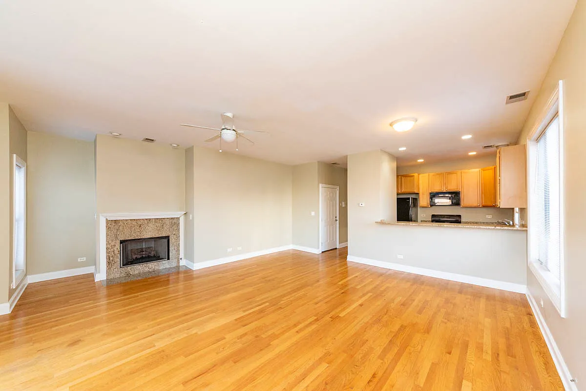 2 bed, 2.0 bath, $2,950 — Photo 2