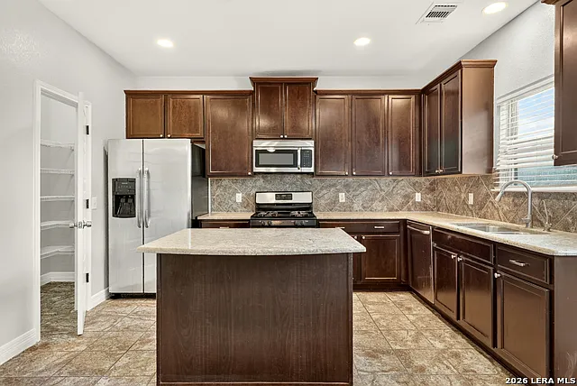 8726 Atwater Crk — Photo 16
