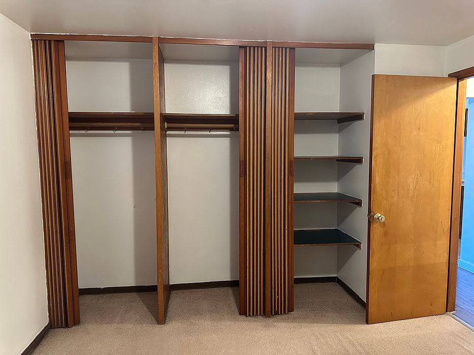 Bedroom Closet Space