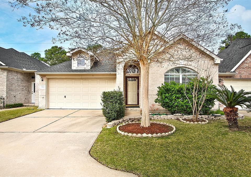 1st image of 15823 Collinsville Dr