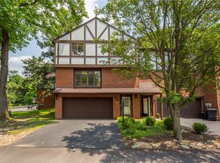 301 Trailside Dr, Sewickley, PA