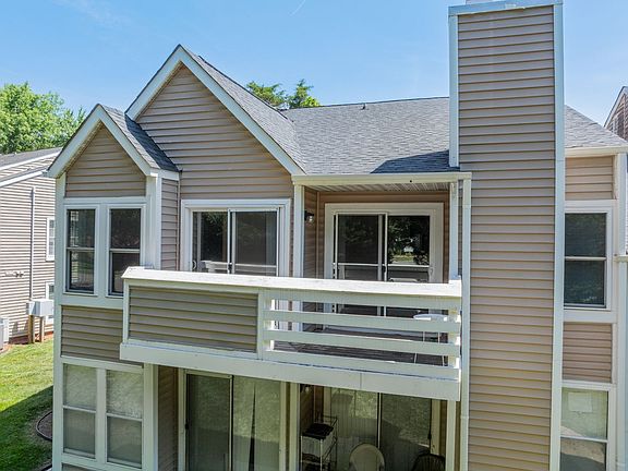3rd image of 9605F Vinca Cir
