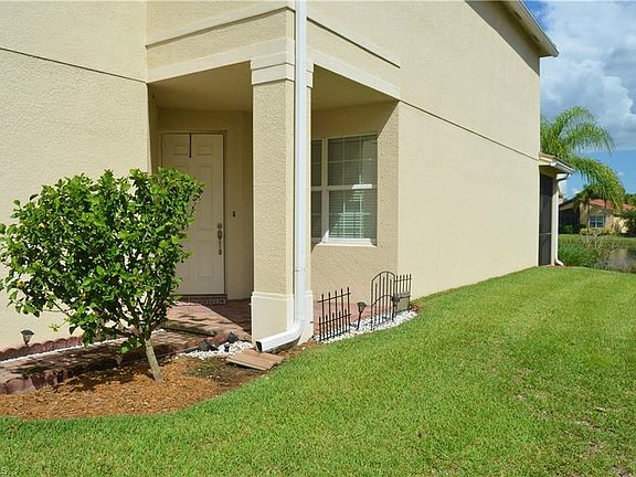 3rd image of 10304 Barberry Ln
