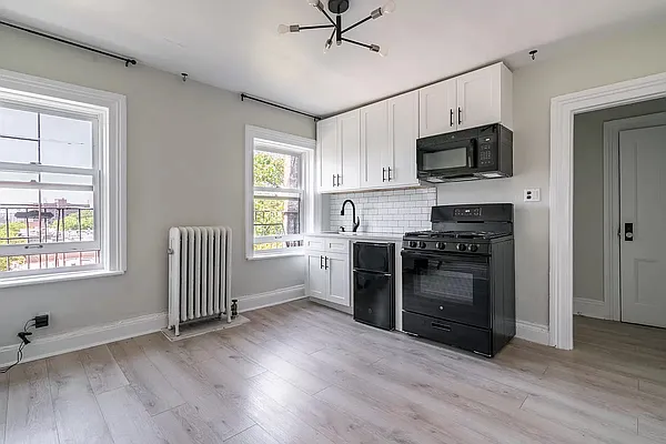 Rented by REAL New York | media 2