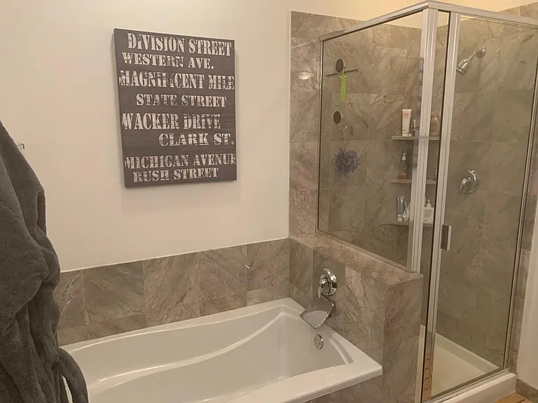 859 W Erie St #504 — Photo 5