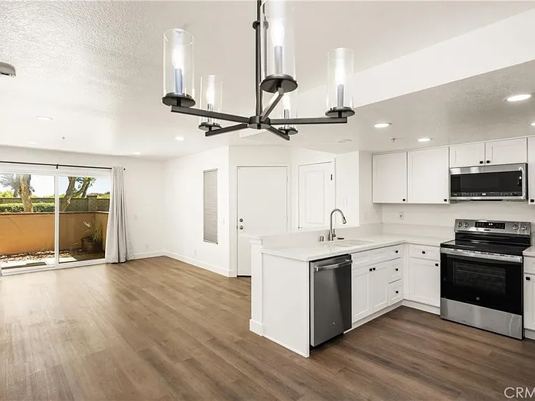 236 S Grisly Canyon Dr #M — Photo 9