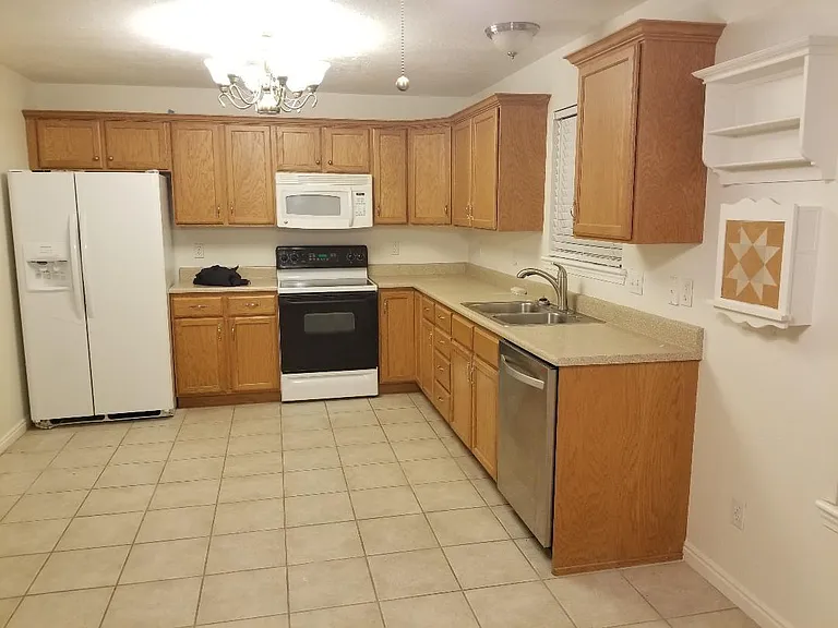 729 S Apple Grove Ln — Photo 8