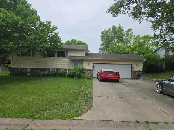 8350 Jasmine Ave S, Cottage Grove, MN 55016