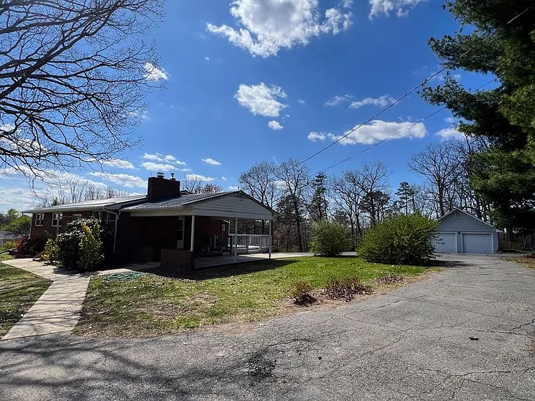 3328 Wards Rd — Photo 23