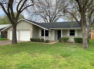 130 Goerte Dr, Grand Prairie, TX 75051