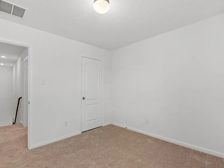 647 Ash Mill Dr — Photo 14