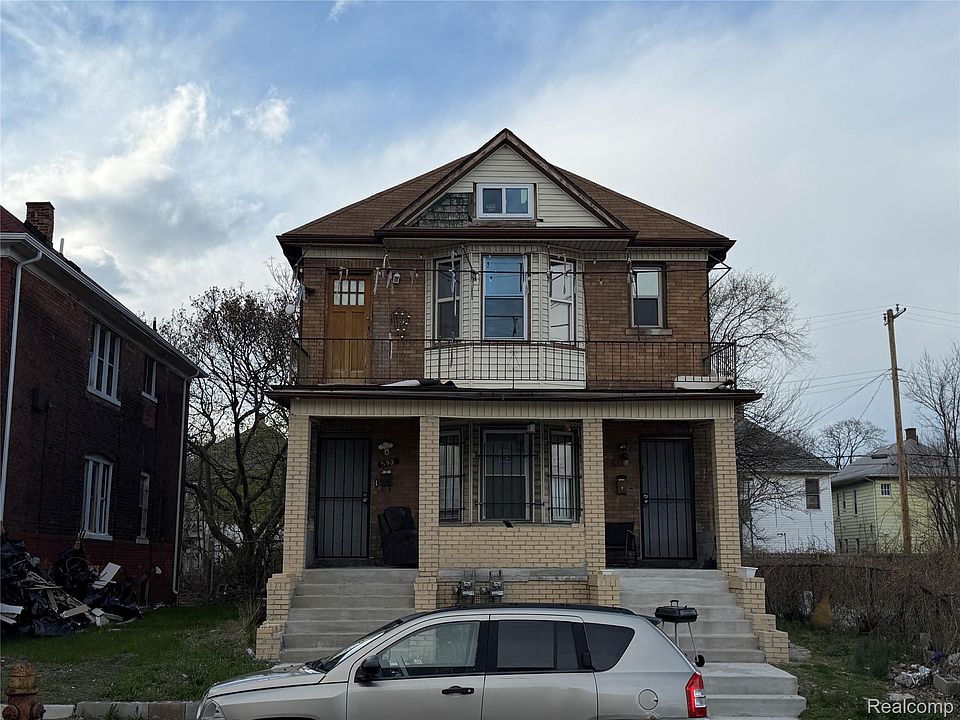 1st image of 593 Owen St