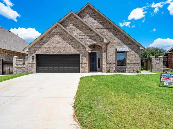 6913 NW Silver Creek Cir, Lawton, OK 73505