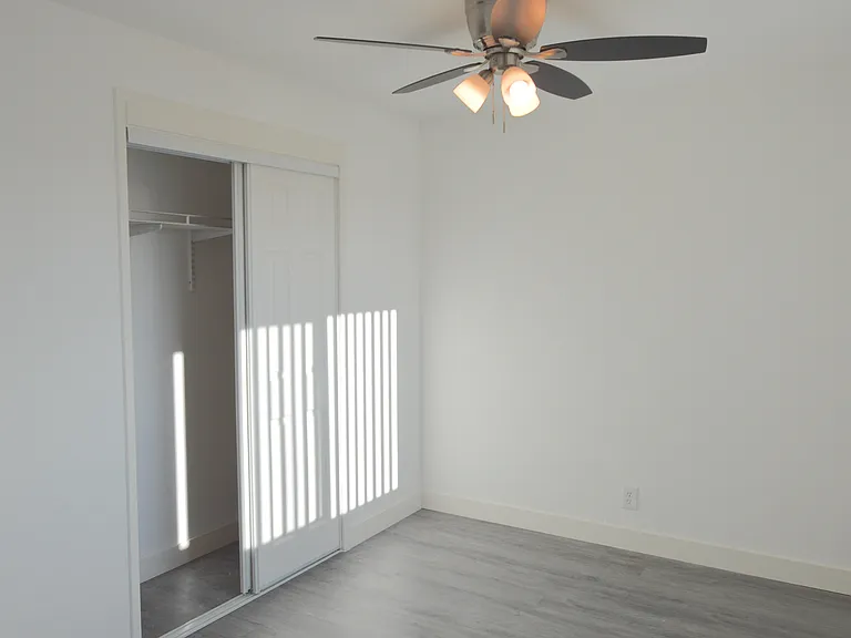 11968 York Ave #8 — Photo 22