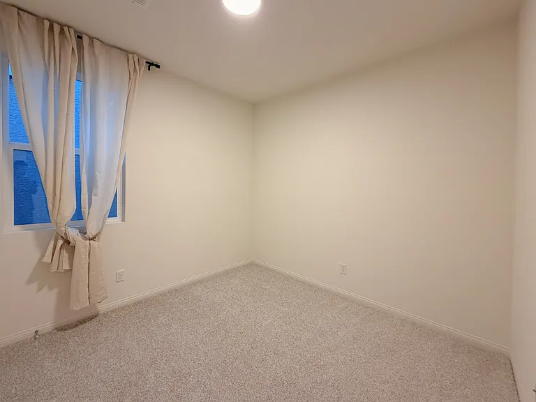 8143 Desert Cassia Ave — Photo 32