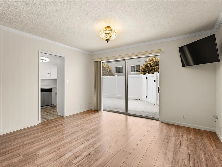 1200 E Ocean Blvd #57 — Photo 12