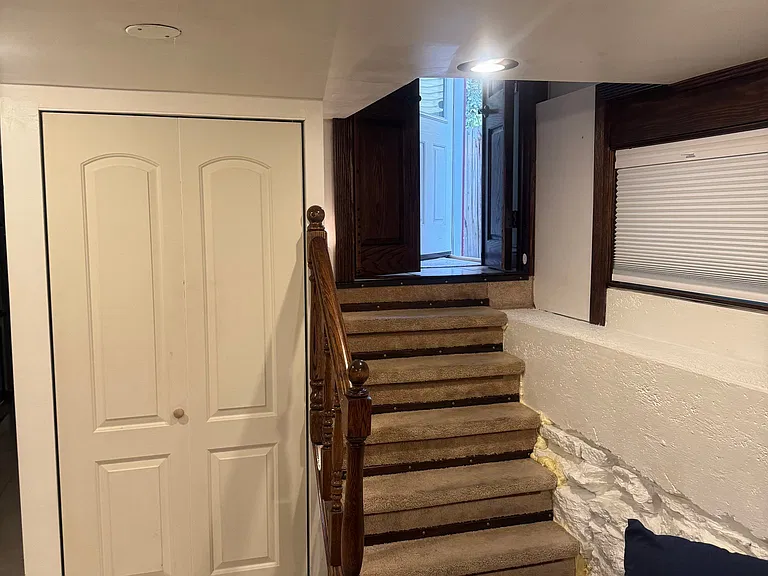 585 Crescent Ave — Photo 16