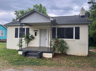 205 Rankin Ave, Mount Holly, NC 28120