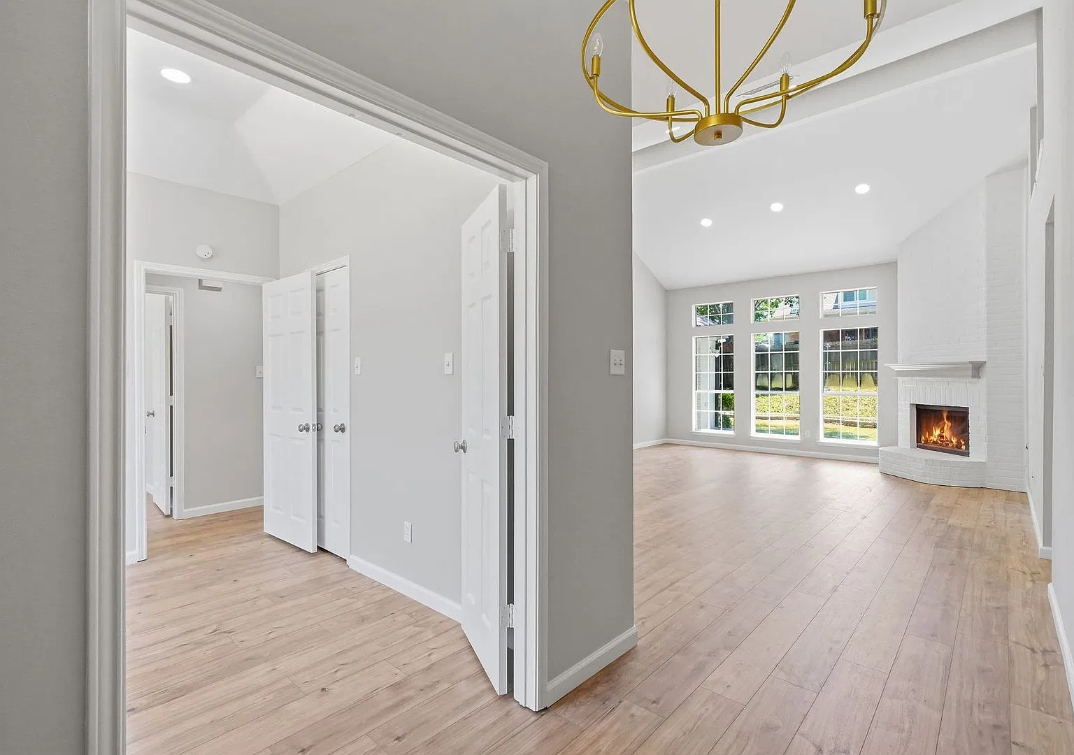 Great Home in Award Winning Keller ISD — Photo 3
