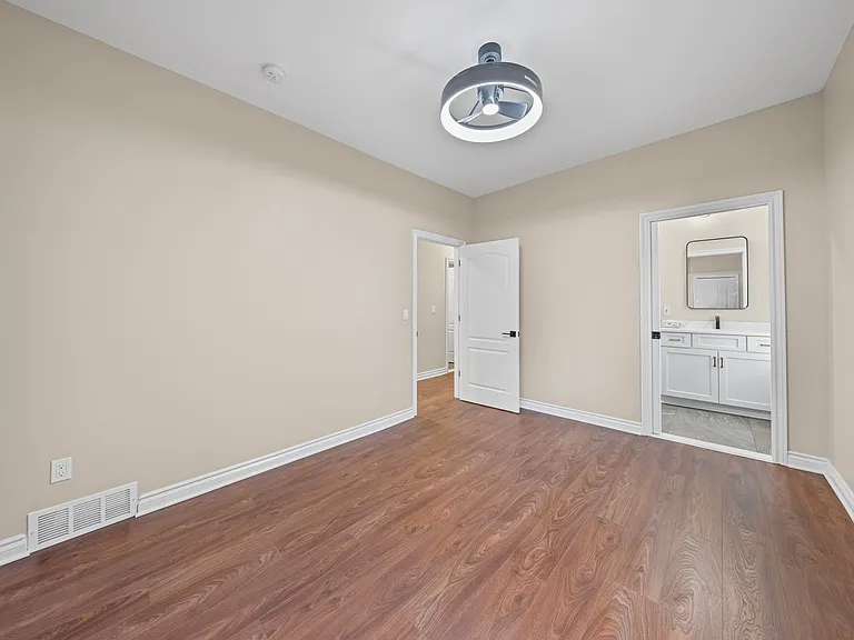 647 E Kirby St #2 — Photo 12