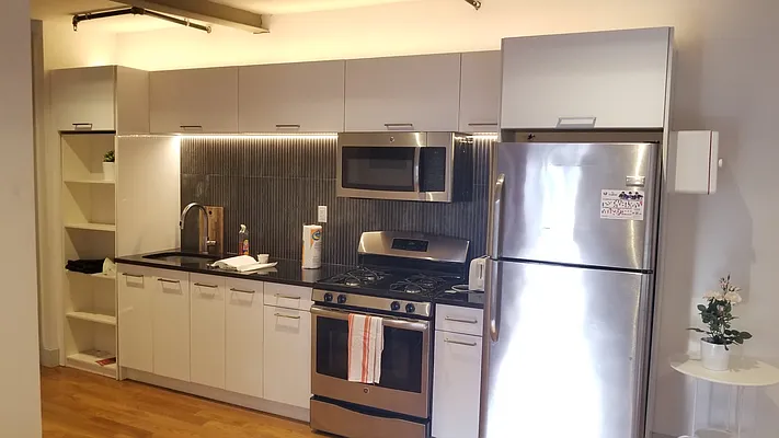 Rented by Henry Management | media 12