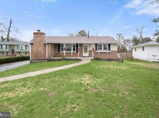 7905 E Riverside Dr, Pasadena, MD 21122