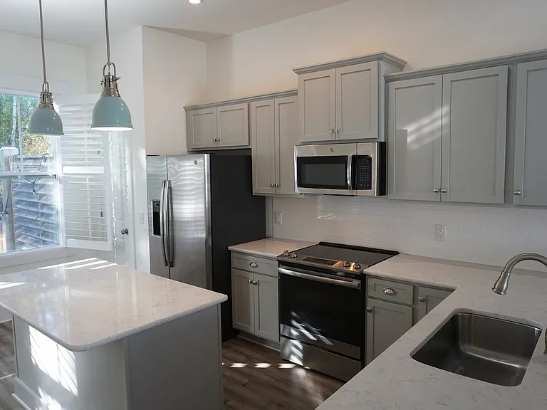 4032 Tamarisk Ln — Photo 14