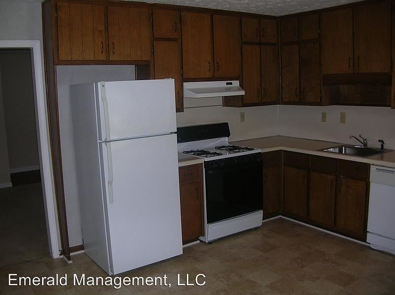 2nd image of 3007 Lenora Church Rd #A