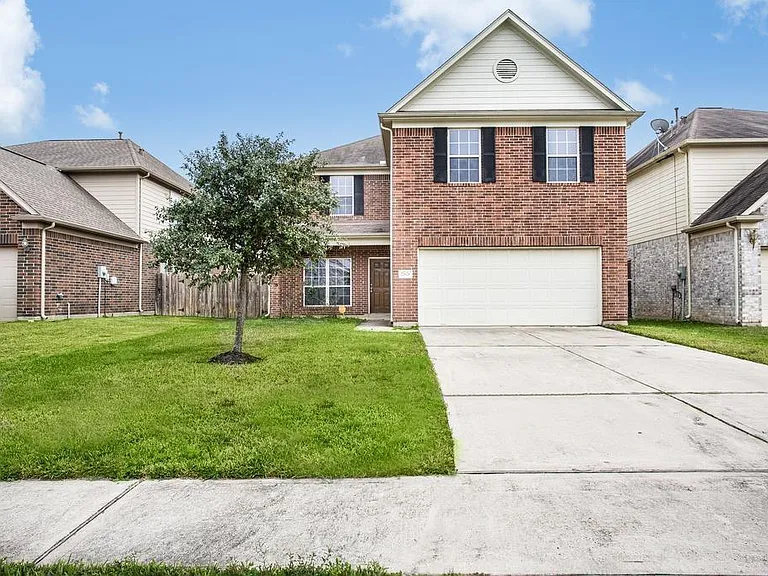 22626 Spring Crossing Dr — Photo 1