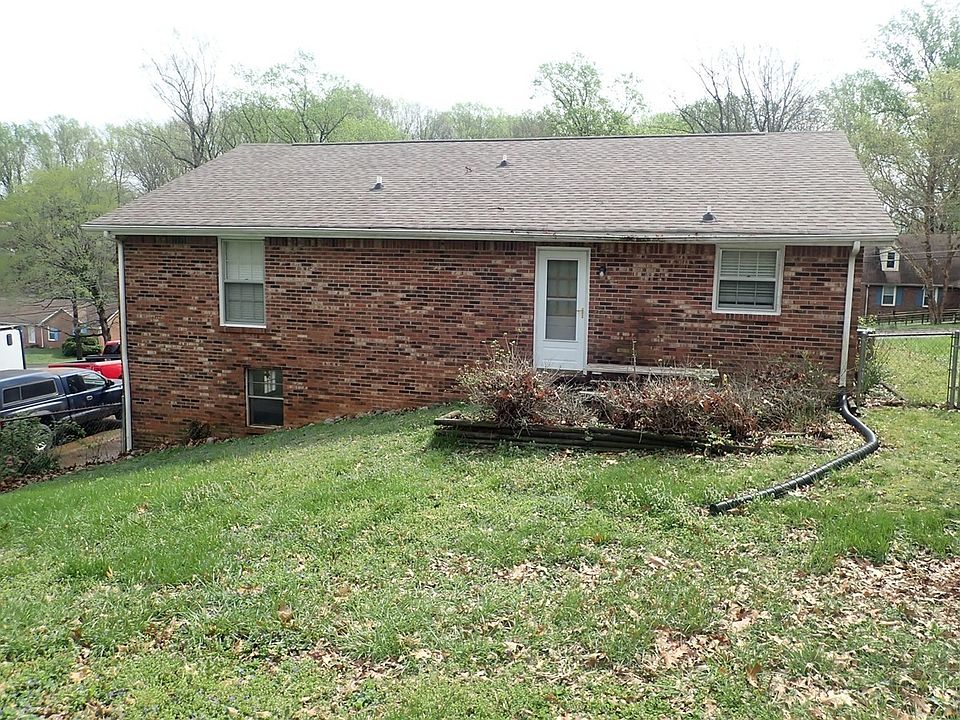 2nd image of 510 Linda Ln