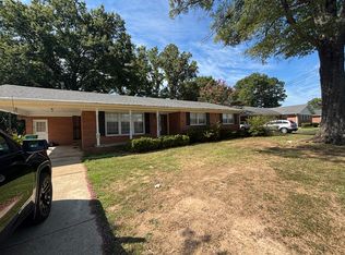 42 Coatsland Dr, Jackson, TN 38301