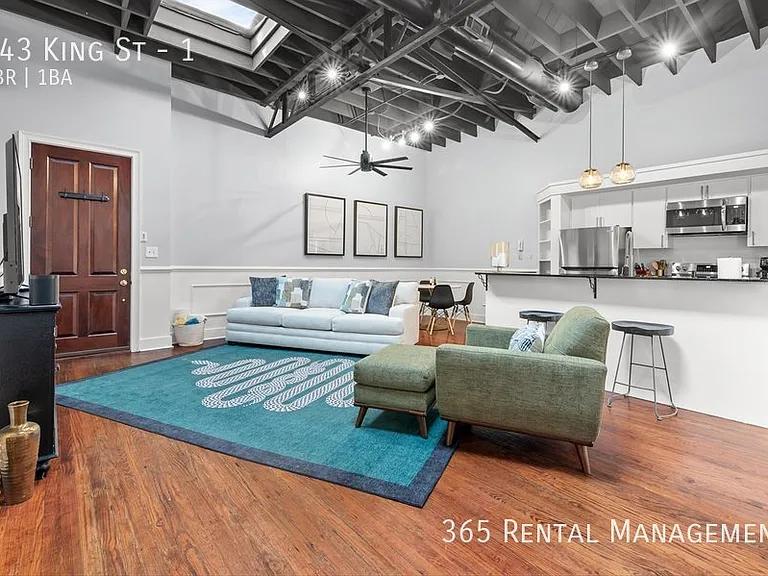 343 King St #1 — Photo 2