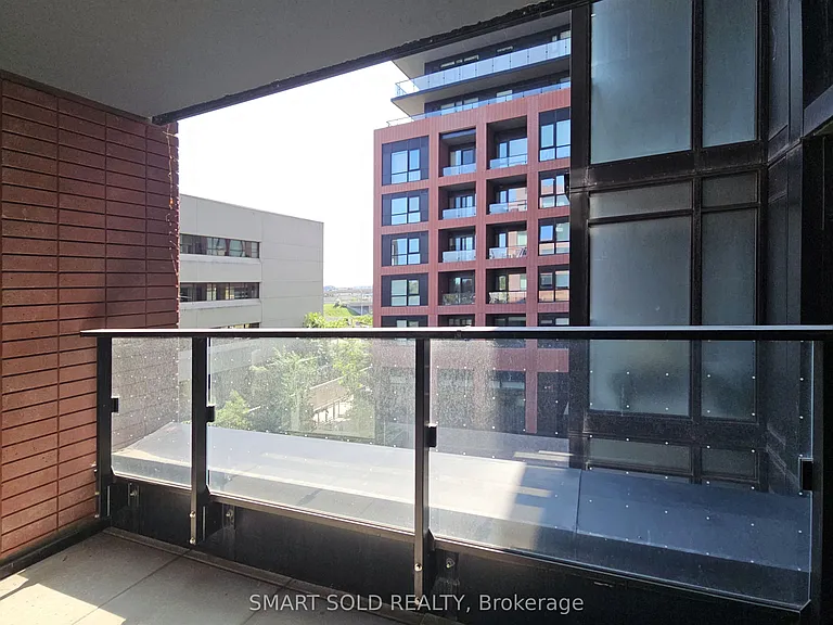 8 Tippett Rd #312 — Photo 9