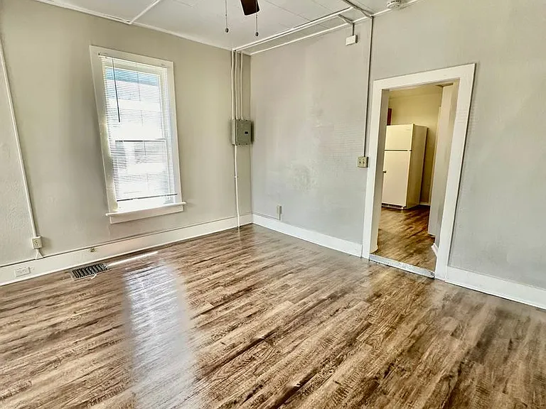 624 N Weber St. — Photo 16