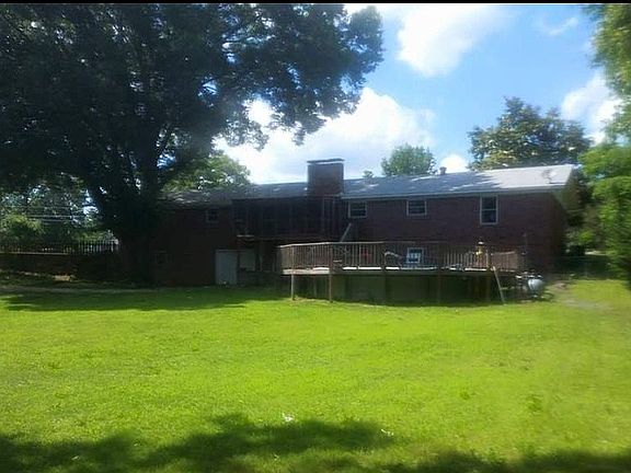 2nd image of 203 Mitchell St