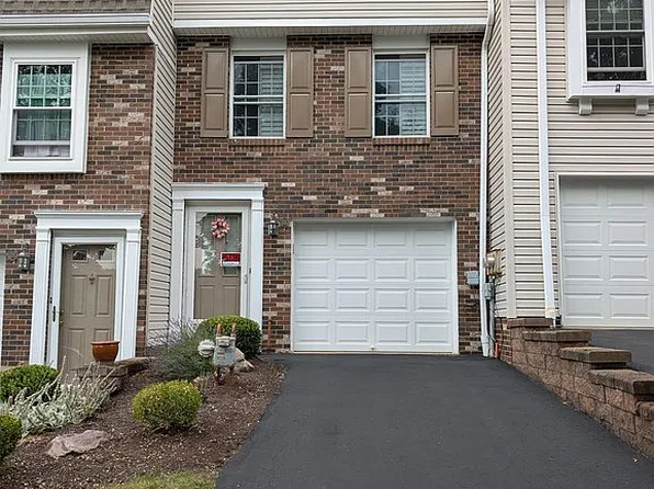 283 Murrays Ln, Pittsburgh, PA 15234