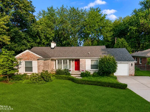 243 Beaupre Ave, Grosse Pointe Farms, MI 48236