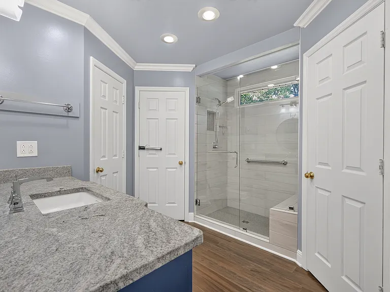 3215 Arthur Dr — Photo 10