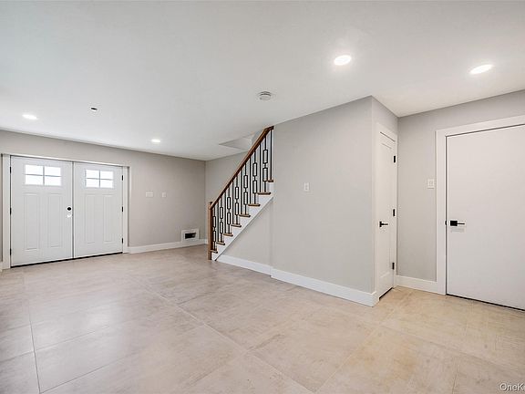 2nd image of 237 Mott Street